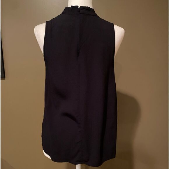 Jasmine & Juliana Solid Black Keyhole Halter Top Size Medium Sleeveless - Picture 3 of 8